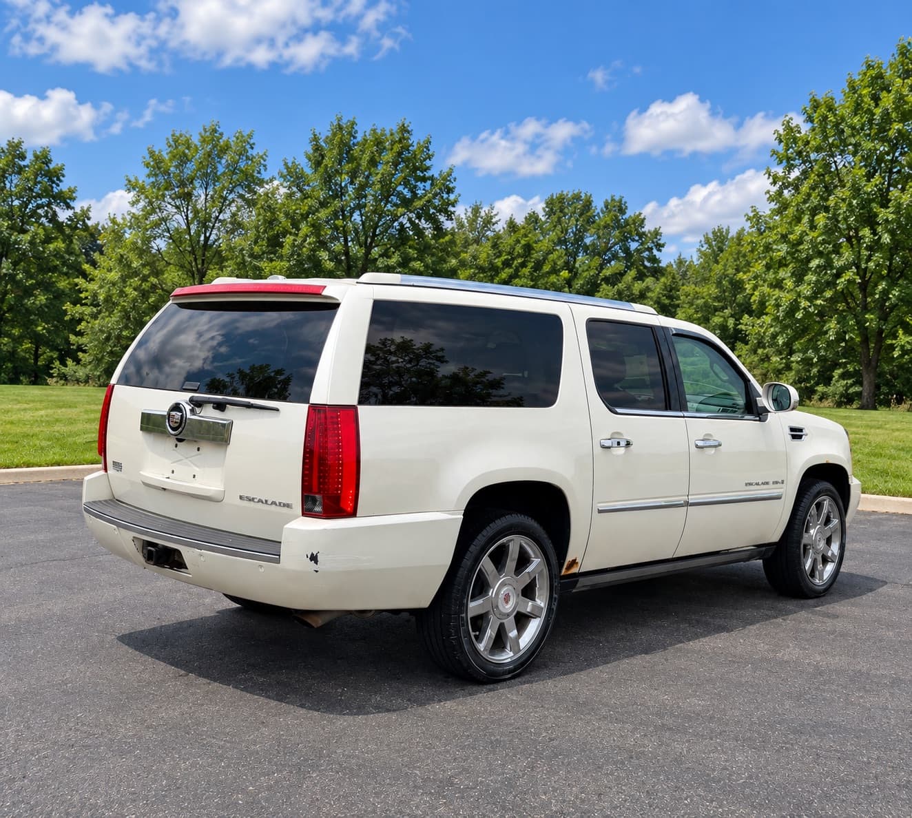 2007 Cadillac Escalade N/A — photo 4 of 13