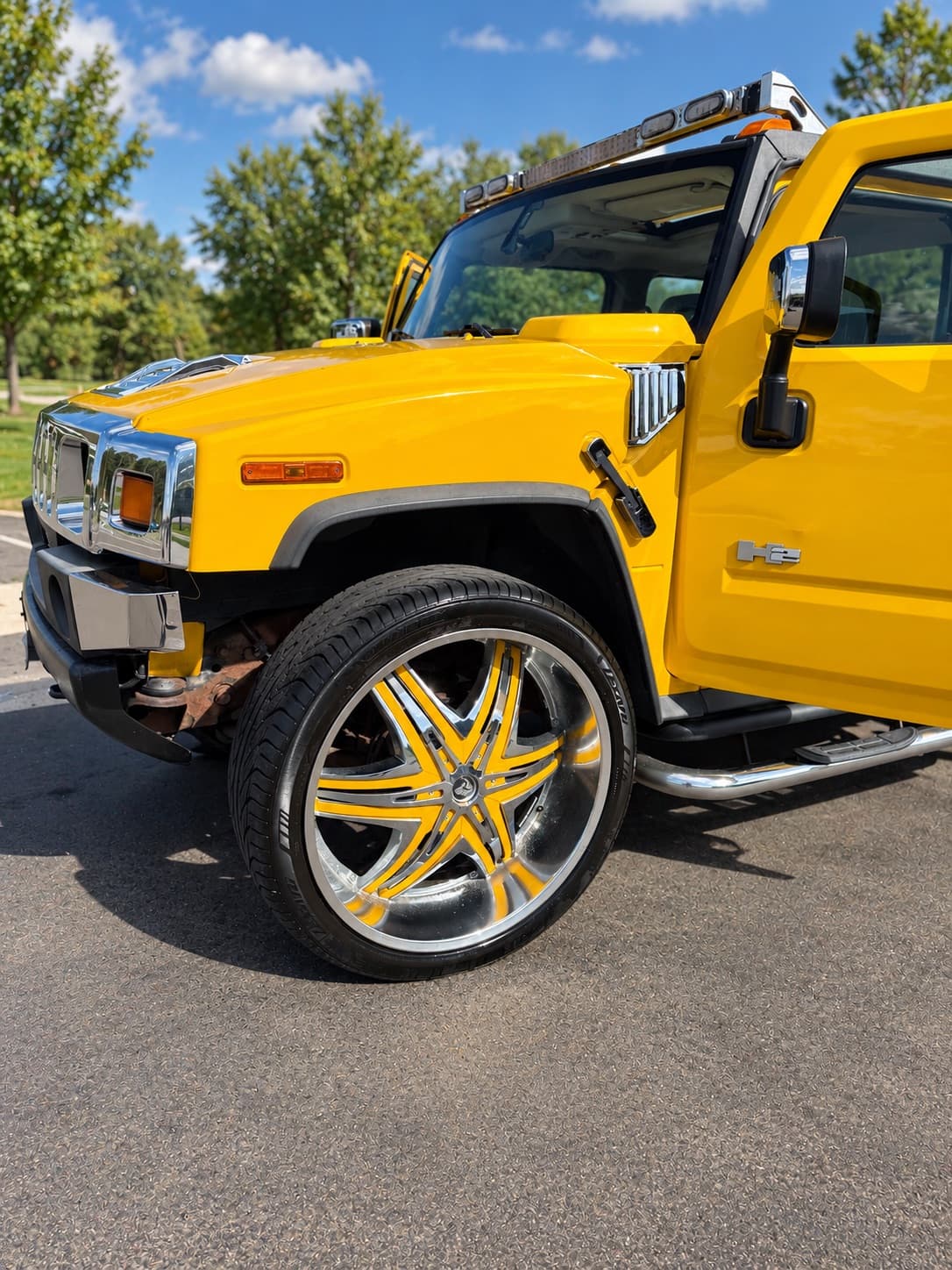 2004 Hummer H2 Base — photo 12 of 19