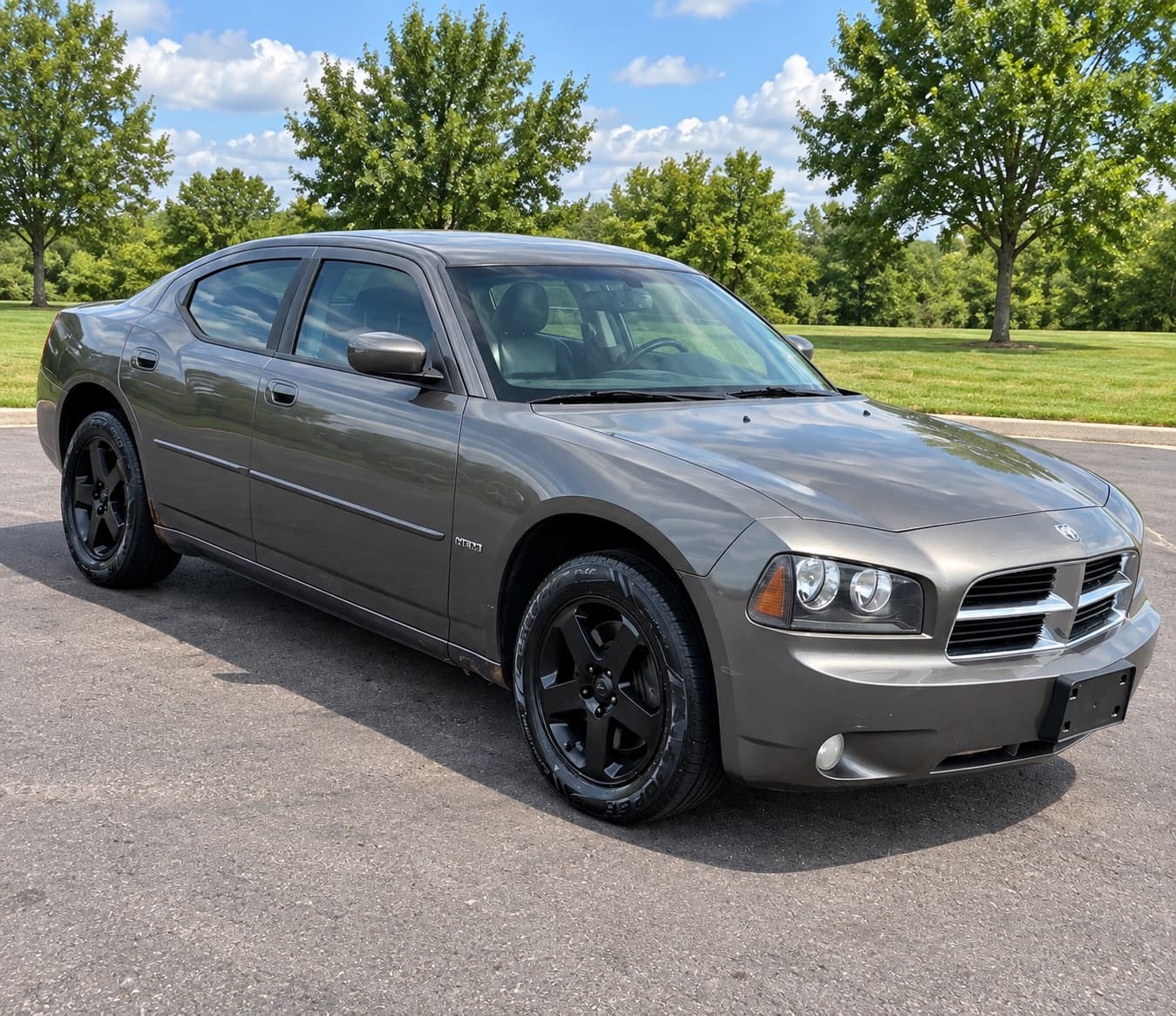 2010 Dodge Charger R/T — photo 4 of 17