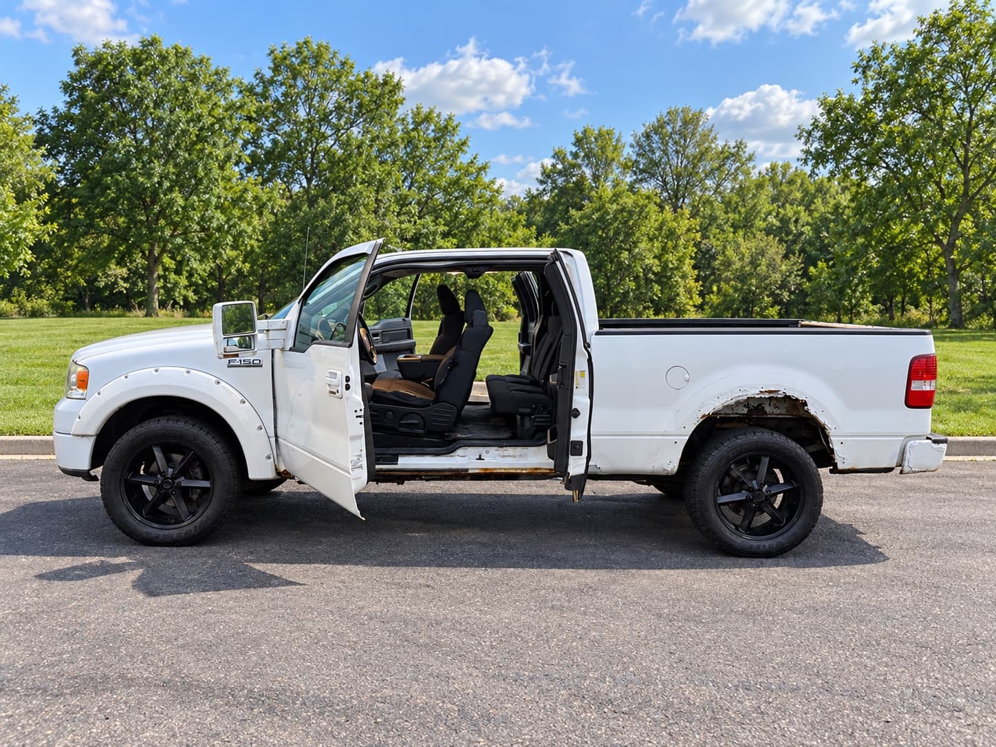 2008 Ford F-150 XLT — photo 11 of 14