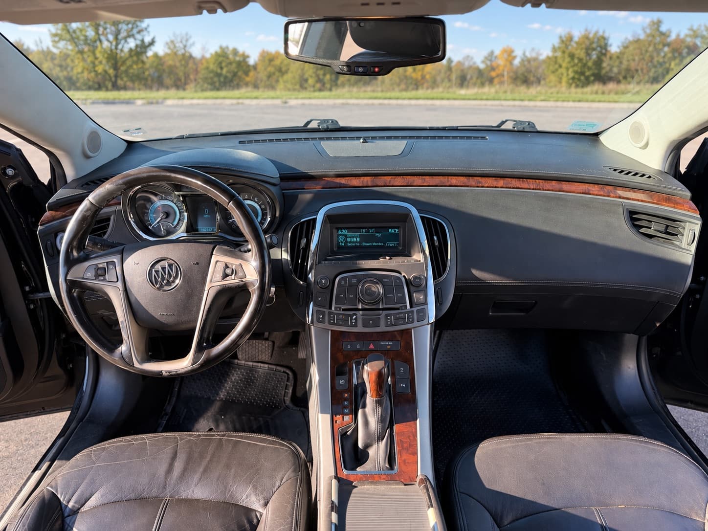 2010 Buick LaCrosse CXL — photo 12 of 17