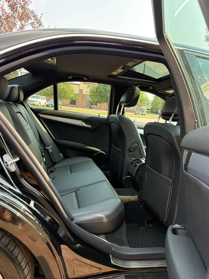 2008 Mercedes-Benz C-Class C300 Sport — photo 19 of 19