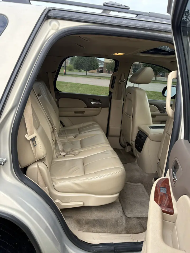 2010 GMC Yukon SLT1 — photo 17 of 18