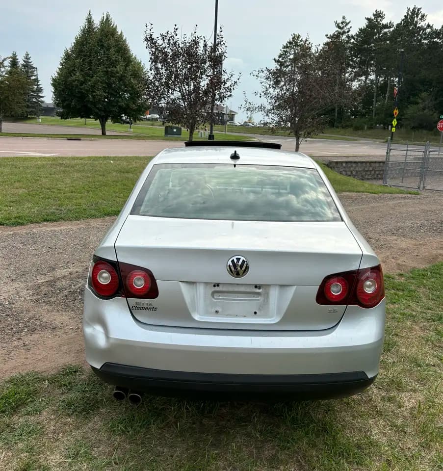 2010 Volkswagen Jetta SE — photo 5 of 16