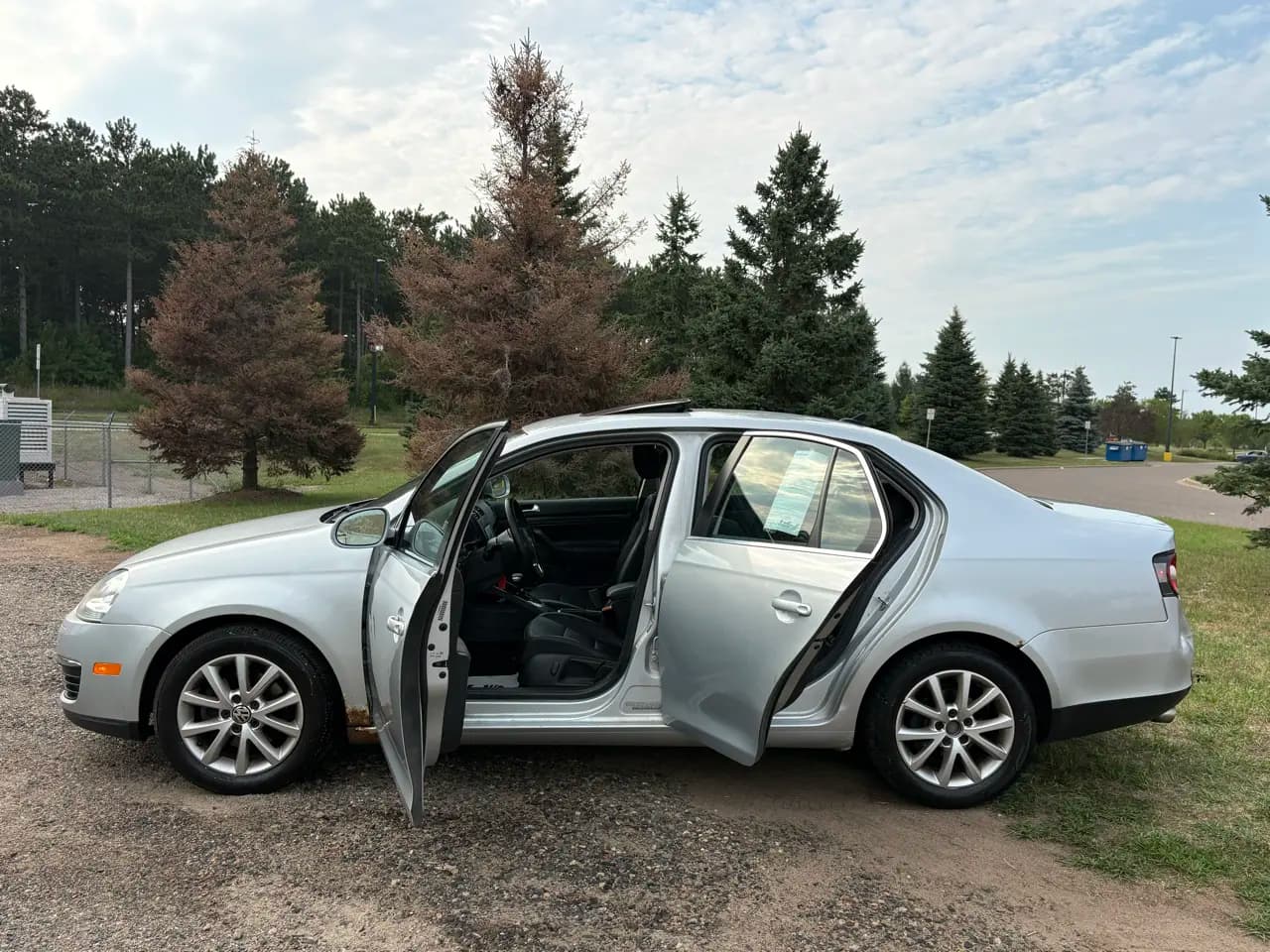 2010 Volkswagen Jetta SE — photo 8 of 16