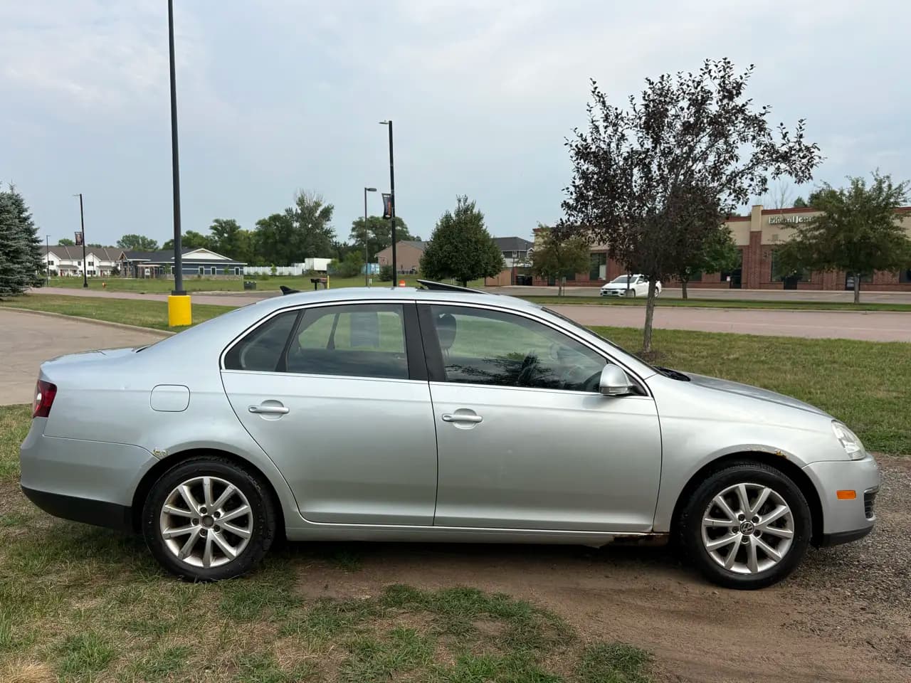 2010 Volkswagen Jetta SE — photo 9 of 16